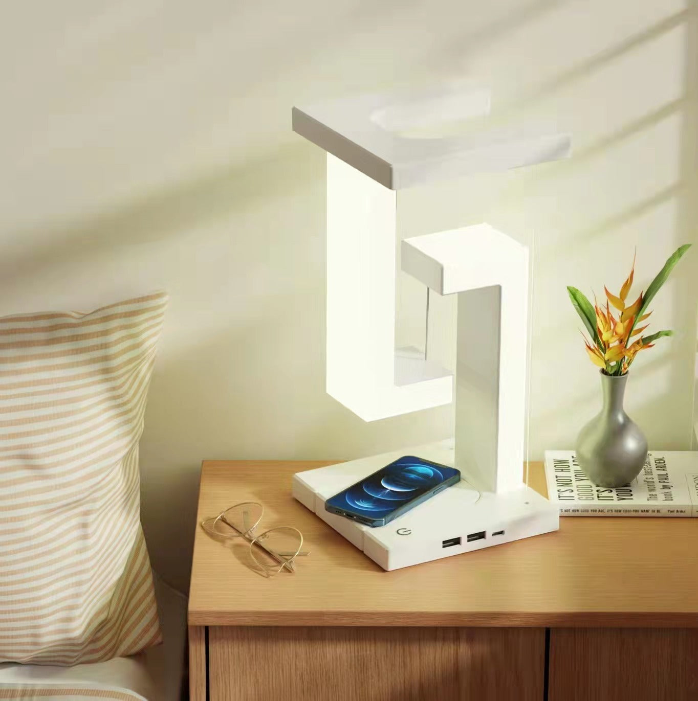 Floating Wireless Charging Desk Lamp