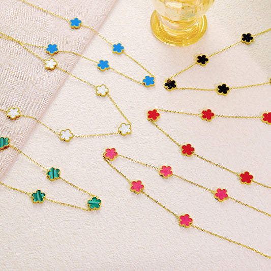 Five-Leaf Flower Necklace – Double-Sided Design