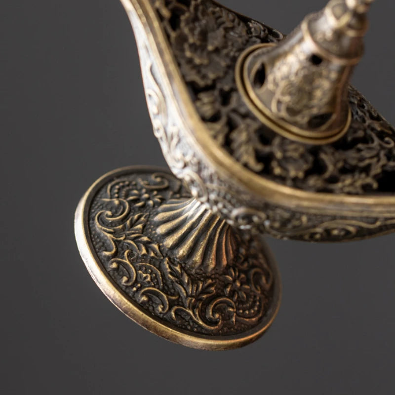 Aladdin-Style Incense Burner – Alloy Genie Lamp for Decor & Aromatherapy Incese