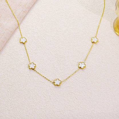 Five-Leaf Flower Necklace – Double-Sided Design